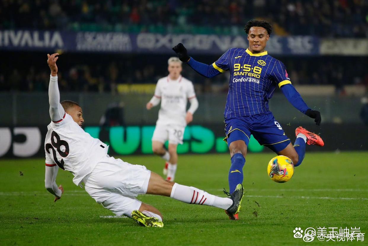 都灵球队客场艰难取胜，继续领跑的简单介绍