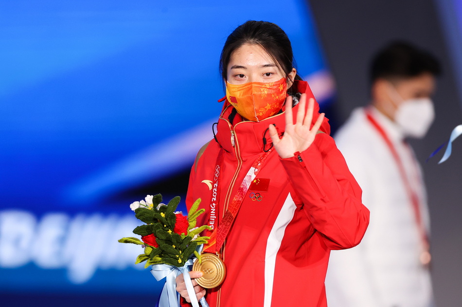 神话传承：中国女足勇攀高峰，夺得荣耀的简单介绍