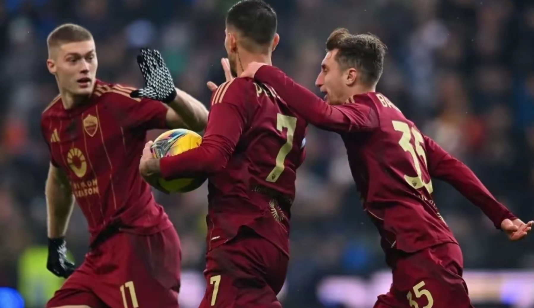 西甲比赛中球星们燃情奋战！