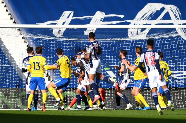 皇马逆转赢球，巴塞罗那坠落